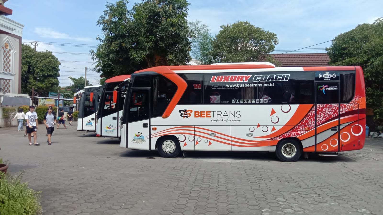 Tips Sewa Bus Pariwisata yang Tepat