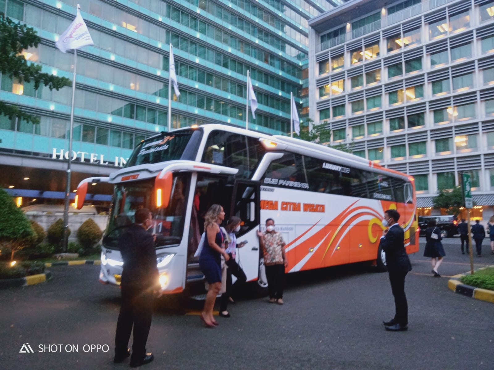 Harga Sewa Rental Bus Pariwisata 2023